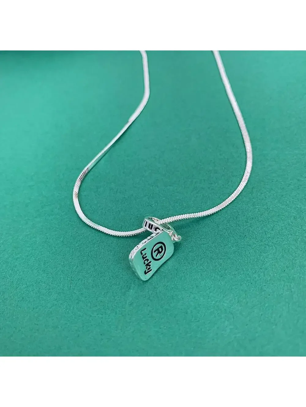 Y2k style Silver Rope Chain jewel pendant necklace. Chain is unisex. 17.5-19.5